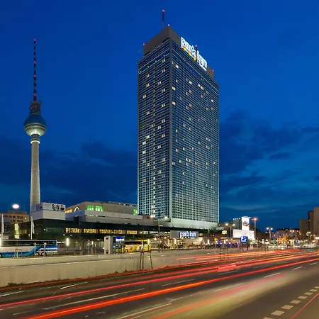 Park Inn By Radisson Berlin Alexanderplatz-2